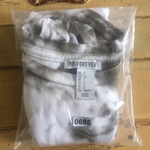 FOREVER 21 IVORY OLIVE TIE DYE MUSCLE TANK TOP S - Picture 12 of 12